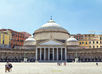 Kerk San Francesco di Paola op Piazza del Plebiscito