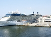 Haven van Napels met cruiseschip Celebrity