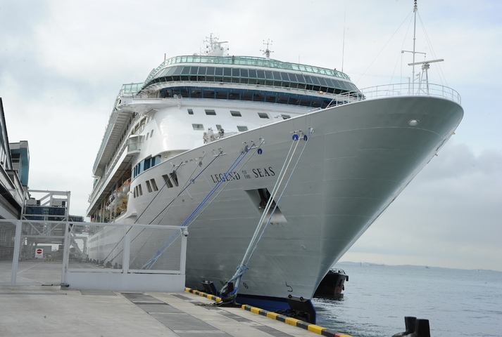 Legend of the Seas verkocht aan Thomson Cruises